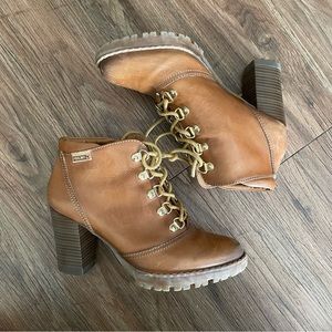 Pikolinos Heeled Leather Ankle Boots